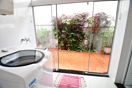Casa à venda com 229m², 3 quartos e 1 vagaÁrea de Serviço