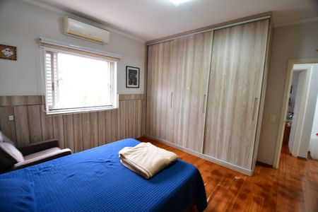 Casa à venda com 229m², 3 quartos e 1 vagaQuarto 2