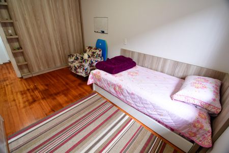Casa à venda com 229m², 3 quartos e 1 vagaQuarto 1