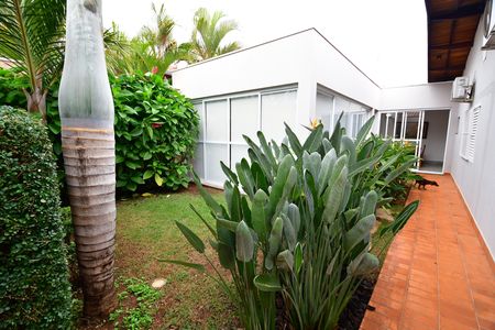 Casa à venda com 229m², 3 quartos e 1 vagaJardim