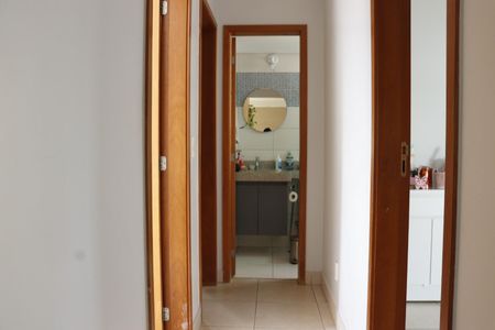Apartamento para alugar com 76m², 3 quartos e 1 vagaHall