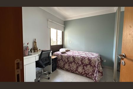 Apartamento para alugar com 76m², 3 quartos e 1 vaga Apartamento para alugar com 76m², 3 quartos e 1 vagaQuarto 2