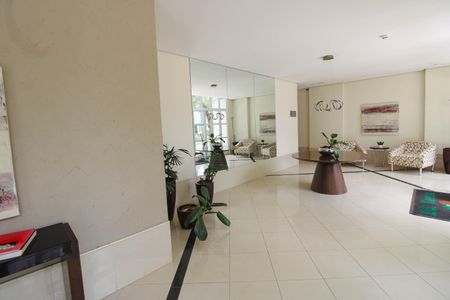 Apartamento à venda com 51m², 2 quartos e 1 vaga Apartamento à venda com 51m², 2 quartos e 1 vagaHall social