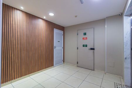 Apartamento à venda com 59m², 2 quartos e 1 vaga Apartamento à venda com 59m², 2 quartos e 1 vagaHall social