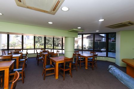Apartamento para alugar com 72m², 2 quartos e sem vagaÁrea comum - Salão de festas