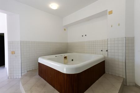 Apartamento para alugar com 72m², 2 quartos e sem vagaSaúna