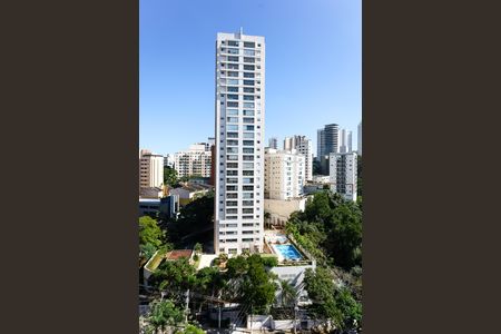 Apartamento para alugar com 72m², 2 quartos e sem vagavista