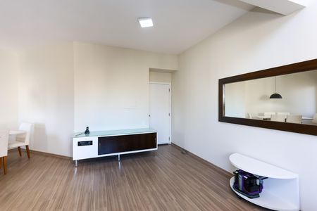 Sala de apartamento para alugar com 2 quartos, 72m² em Jardim Ampliacao, São Paulo