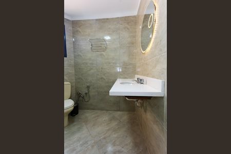 Apartamento para alugar com 72m², 2 quartos e sem vagaBanheiro