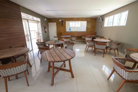Apartamento para alugar com 55m², 2 quartos e 1 vaga Apartamento para alugar com 55m², 2 quartos e 1 vagaÁrea Comum - Salão de Festas