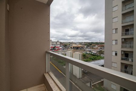 Apartamento para alugar com 55m², 2 quartos e 1 vaga Apartamento para alugar com 55m², 2 quartos e 1 vagaVaranda