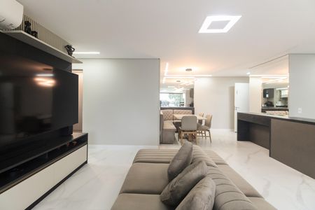 Apartamento à venda com 110m², 3 quartos e 2 vagas Apartamento à venda com 110m², 3 quartos e 2 vagasSala
