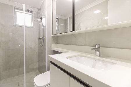 Apartamento à venda com 110m², 3 quartos e 2 vagas Apartamento à venda com 110m², 3 quartos e 2 vagasBanheiro Suíte 2
