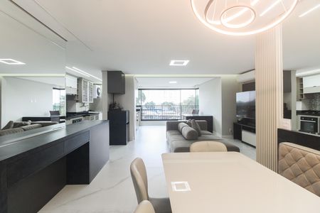 Apartamento à venda com 110m², 3 quartos e 2 vagas Apartamento à venda com 110m², 3 quartos e 2 vagasSala
