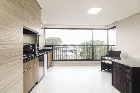 Apartamento à venda com 110m², 3 quartos e 2 vagas Apartamento à venda com 110m², 3 quartos e 2 vagasVaranda Gourmet