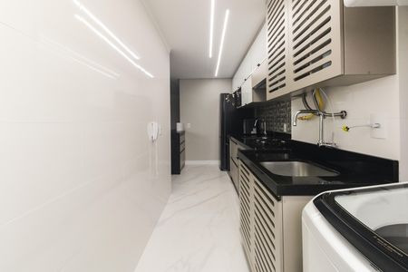 Apartamento à venda com 110m², 3 quartos e 2 vagas Apartamento à venda com 110m², 3 quartos e 2 vagasÁrea de Serviço