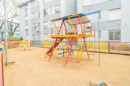 Apartamento à venda com 37m², 1 quarto e 1 vaga Apartamento à venda com 37m², 1 quarto e 1 vagaÁrea comum - Playground