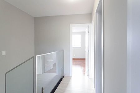 Casa para alugar com 174m², 3 quartos e 3 vagasCorredor