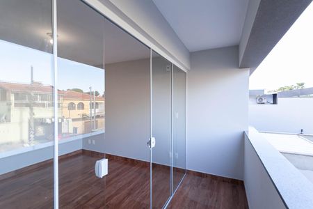 Varanda da suíte  de casa à venda com 3 quartos, 174m² em Planalto, Belo Horizonte