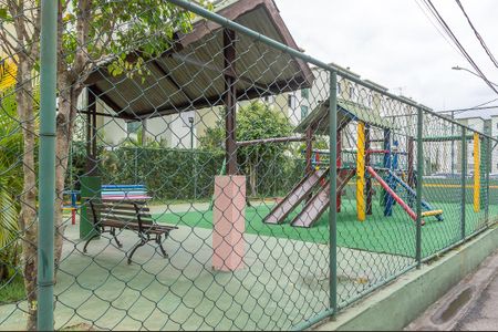 Apartamento para alugar com 49m², 2 quartos e 1 vaga Apartamento para alugar com 49m², 2 quartos e 1 vagaÁrea comum - Playground