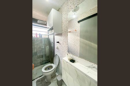 Casa para alugar com 130m², 2 quartos e 1 vaga Casa para alugar com 130m², 2 quartos e 1 vagaBanheiro