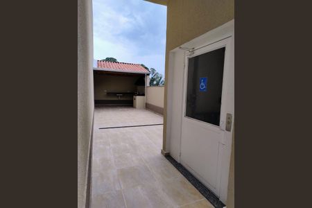 Casa de condomínio à venda com 94m², 3 quartos e 2 vagas Casa de condomínio à venda com 94m², 3 quartos e 2 vagasÁrea externa