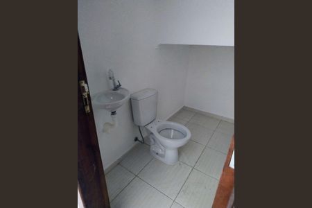 Casa de condomínio à venda com 94m², 3 quartos e 2 vagas Casa de condomínio à venda com 94m², 3 quartos e 2 vagasBanheiro