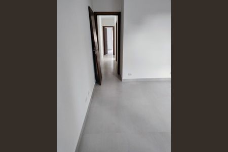 Casa de condomínio à venda com 94m², 3 quartos e 2 vagas Casa de condomínio à venda com 94m², 3 quartos e 2 vagasQuarto