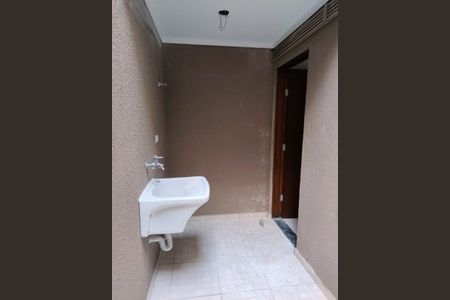 Casa de condomínio à venda com 94m², 3 quartos e 2 vagas Casa de condomínio à venda com 94m², 3 quartos e 2 vagasÁrea de serviço