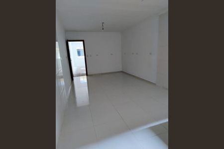 Casa de condomínio à venda com 94m², 3 quartos e 2 vagas Casa de condomínio à venda com 94m², 3 quartos e 2 vagasQuarto