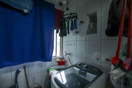 Apartamento à venda com 48m², 2 quartos e 1 vaga Apartamento à venda com 48m², 2 quartos e 1 vagaCozinha e Área de Serviço