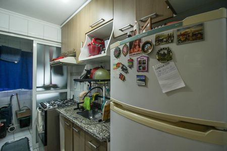 Apartamento à venda com 48m², 2 quartos e 1 vaga Apartamento à venda com 48m², 2 quartos e 1 vagaCozinha e Área de Serviço