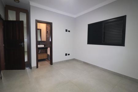 Casa à venda com 210m², 3 quartos e 3 vagasQuarto 1 suíte