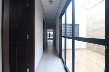 Casa à venda com 210m², 3 quartos e 3 vagasCorredor dos Quartos