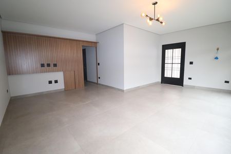 Casa à venda com 210m², 3 quartos e 3 vagasSala