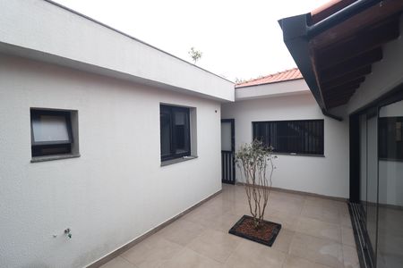 Casa à venda com 210m², 3 quartos e 3 vagasQuintal