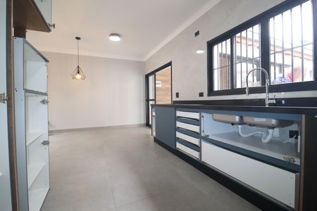 Casa à venda com 210m², 3 quartos e 3 vagasCozinha