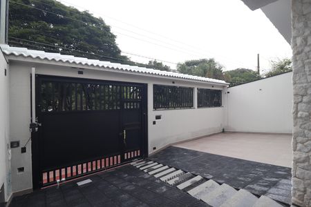 Casa à venda com 210m², 3 quartos e 3 vagasGaragem