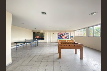 Apartamento à venda com 70m², 2 quartos e 1 vaga