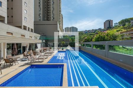 Apartamento à venda com 83m², 3 quartos e 2 vagas Apartamento à venda com 83m², 3 quartos e 2 vagasÁrea comum - Piscina