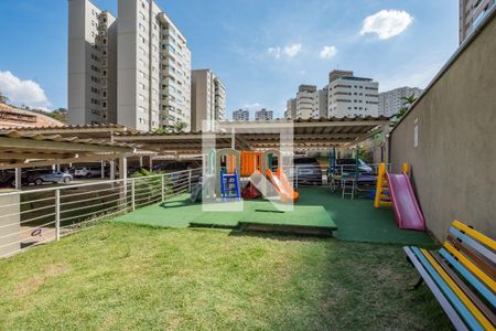 Apartamento à venda com 83m², 3 quartos e 2 vagas Apartamento à venda com 83m², 3 quartos e 2 vagasÁrea comum - Playground