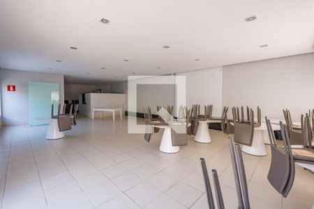 Apartamento à venda com 83m², 3 quartos e 2 vagas Apartamento à venda com 83m², 3 quartos e 2 vagasÁrea comum - Salão de festas