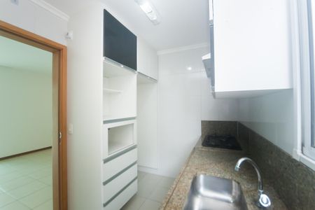 Apartamento à venda com 83m², 3 quartos e 2 vagas Apartamento à venda com 83m², 3 quartos e 2 vagasÁrea de Serviço