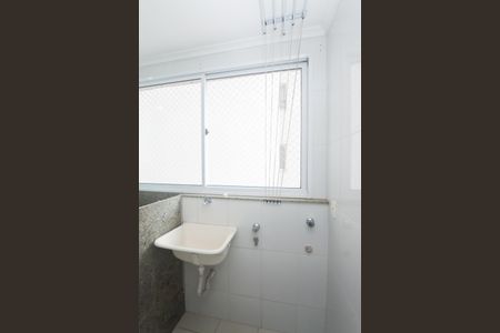 Apartamento à venda com 83m², 3 quartos e 2 vagas Apartamento à venda com 83m², 3 quartos e 2 vagasÁrea de Serviço