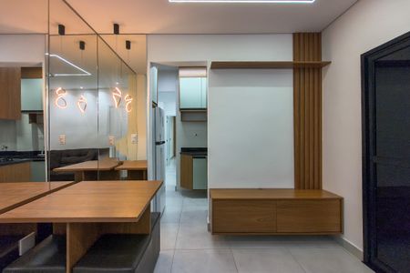 Sala de apartamento para alugar com 2 quartos, 61m² em Vila Tupi, Praia Grande