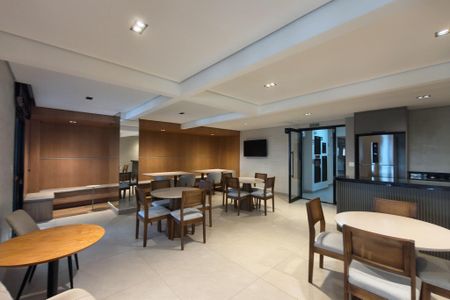 Apartamento para alugar com 61m², 2 quartos e 1 vaga Apartamento para alugar com 61m², 2 quartos e 1 vagaÁrea comum - Salão de festas