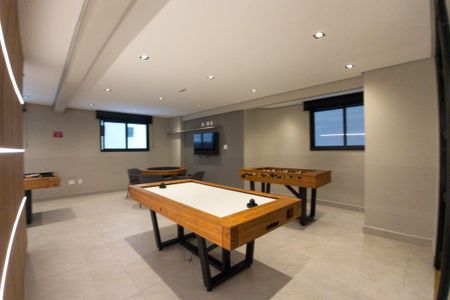 Apartamento para alugar com 61m², 2 quartos e 1 vaga Apartamento para alugar com 61m², 2 quartos e 1 vagaSala de Jogos