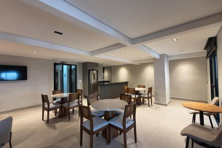 Apartamento para alugar com 61m², 2 quartos e 1 vaga Apartamento para alugar com 61m², 2 quartos e 1 vagaÁrea comum - Salão de festas