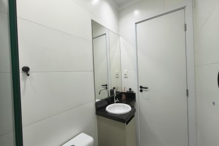 Apartamento para alugar com 61m², 2 quartos e 1 vaga Apartamento para alugar com 61m², 2 quartos e 1 vagaBanheiro
