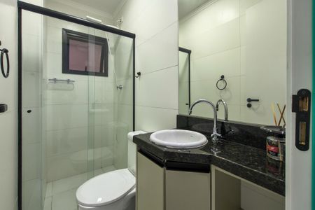 Apartamento para alugar com 61m², 2 quartos e 1 vaga Apartamento para alugar com 61m², 2 quartos e 1 vagaBanheiro